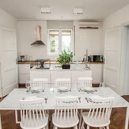 Apartamento Retro Living Split