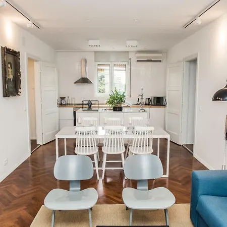Retro Living Apartament Split