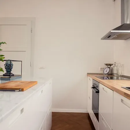 Retro Living Split